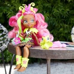 MATTEL POUPEE CAVE CLUB ET ACCESSOIRES FERNESSA 20 CM -Magasin De Jouets Intelligent 06eef782692d8b8f65cbe5539d8969c43338a7e5 10022358 04