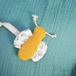POUPEE - POLLEN L'ABEILLE BIO -Magasin De Jouets Intelligent 0a7542e236a727ec9c2a72fbb231ef2d1eb73c2a 08028136 03