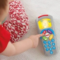 Fisher Price LA TELECOMMANDE DE PUPPY 7 Fisher Price LA TELECOMMANDE DE PUPPY -Magasin De Jouets Intelligent 41ffcc5b58db50d1541bd8f4f14cc173d9e79689 02026815 04