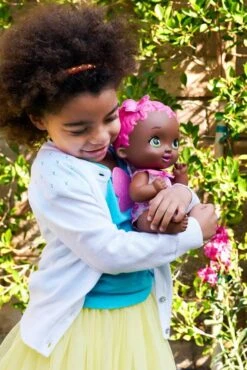 MATTEL MY GARDEN BABY - POUPON BÉBÉ PAPILLON FRAISE SE RÉGALE -Magasin De Jouets Intelligent 68e6ee402d66fabeaccc861a136881ffbbee4249 41000598 04