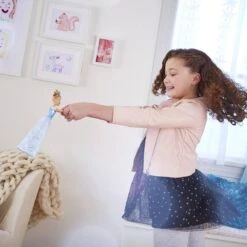 Hasbro POUPEE CENDRILLON POUSSIÈRES D'ETOILES -Magasin De Jouets Intelligent 8558d9f814a574bbe05baeaffb4e27415b02f16c 10022530 06