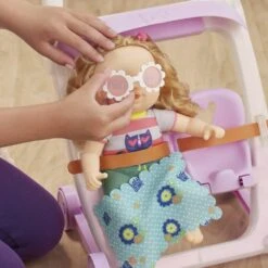 Hasbro BABY ALIVE - POUSSETTE + BEBE -Magasin De Jouets Intelligent 8f8f58189dc21761e07056ebc401e52348f50f1a 12023145 03