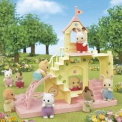 Sylvanian Families LE CHATEAU DES BEBES SYLVANIAN TOUT POUR BEBES -Magasin De Jouets Intelligent b2635b9514c0d071bf39ebaf1ae168d80ee1670e 12064348 05