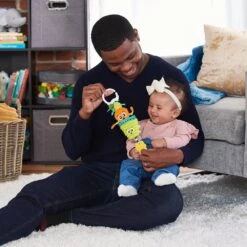 Lamaze CANDY LA CAROTTE -Magasin De Jouets Intelligent cceaa9004c94fe290d4cadce18ff930cc604770c 02082152 05